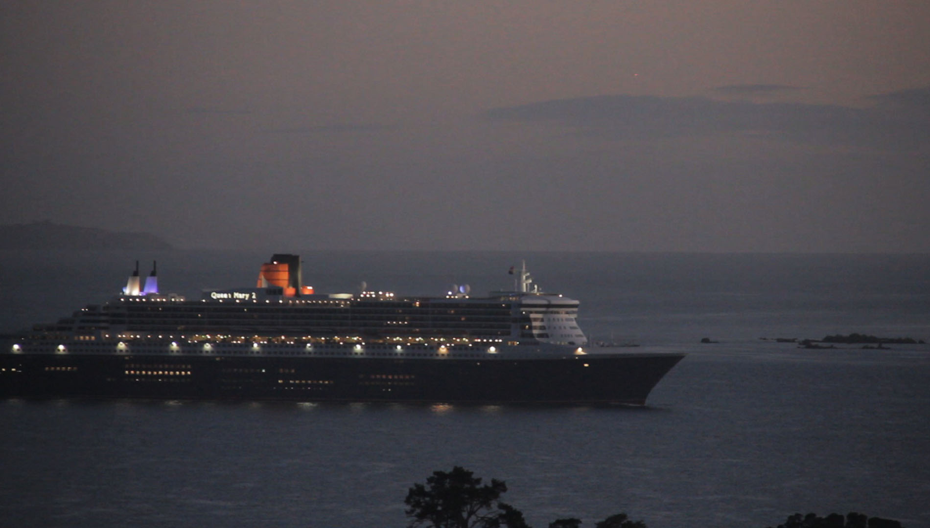 Queen Mary 2